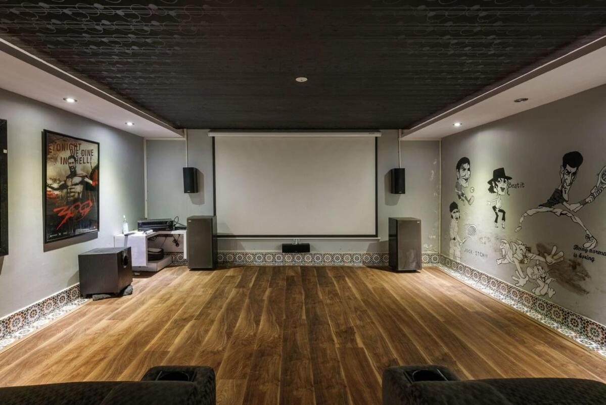Westside Bungalow By Jadecaps Nr Wtc Rajajinagar Villa Bangalore Buitenkant foto