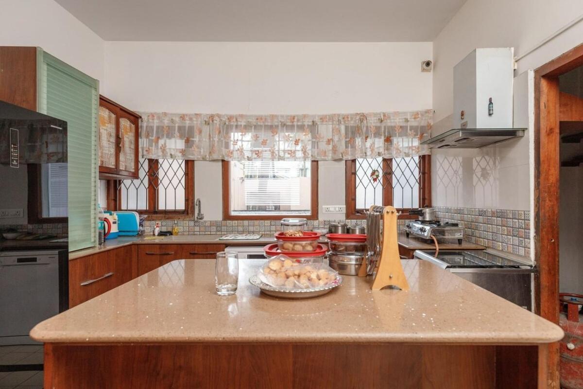 Westside Bungalow By Jadecaps Nr Wtc Rajajinagar Villa Bangalore Buitenkant foto