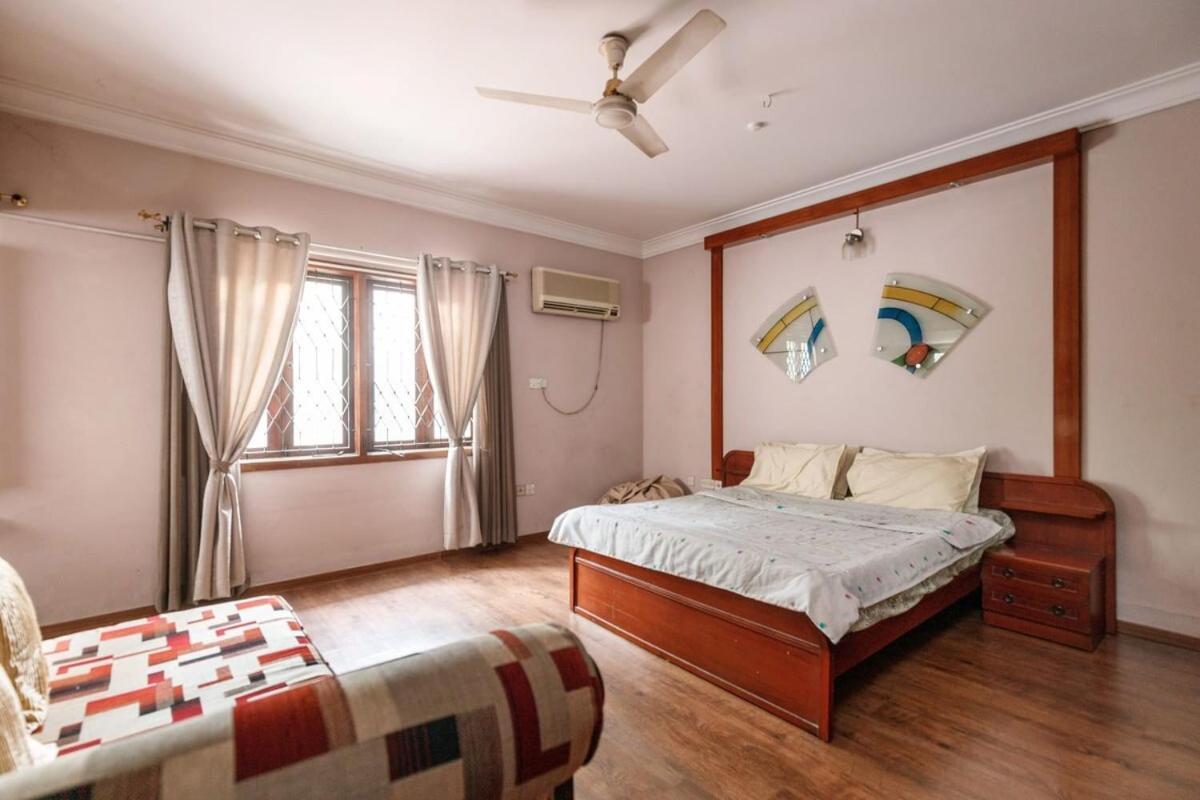 Westside Bungalow By Jadecaps Nr Wtc Rajajinagar Villa Bangalore Buitenkant foto