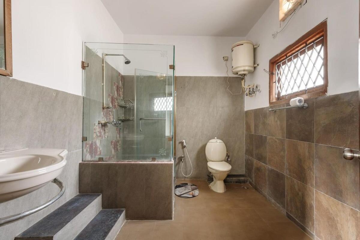 Westside Bungalow By Jadecaps Nr Wtc Rajajinagar Villa Bangalore Buitenkant foto