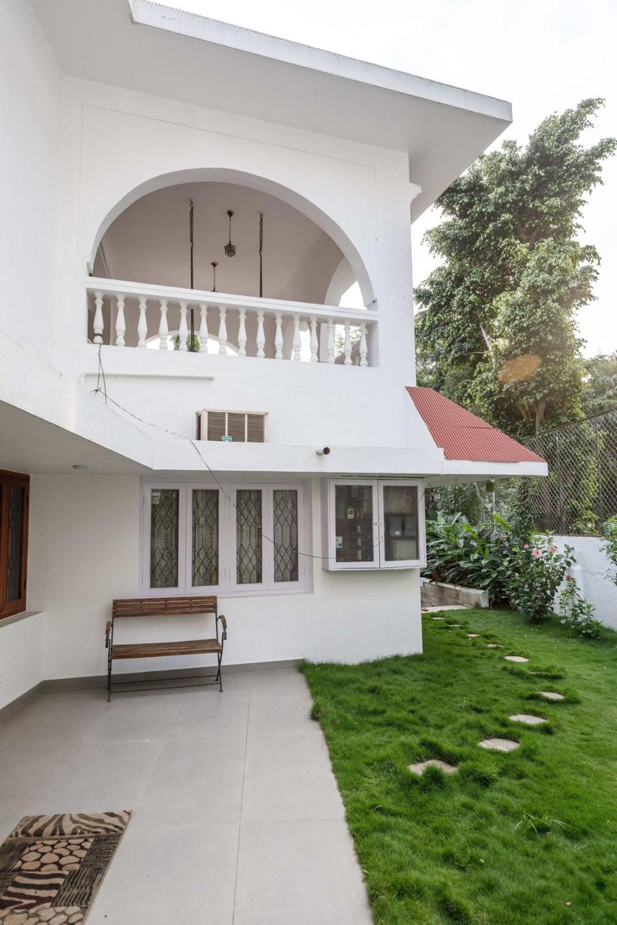 Westside Bungalow By Jadecaps Nr Wtc Rajajinagar Villa Bangalore Buitenkant foto